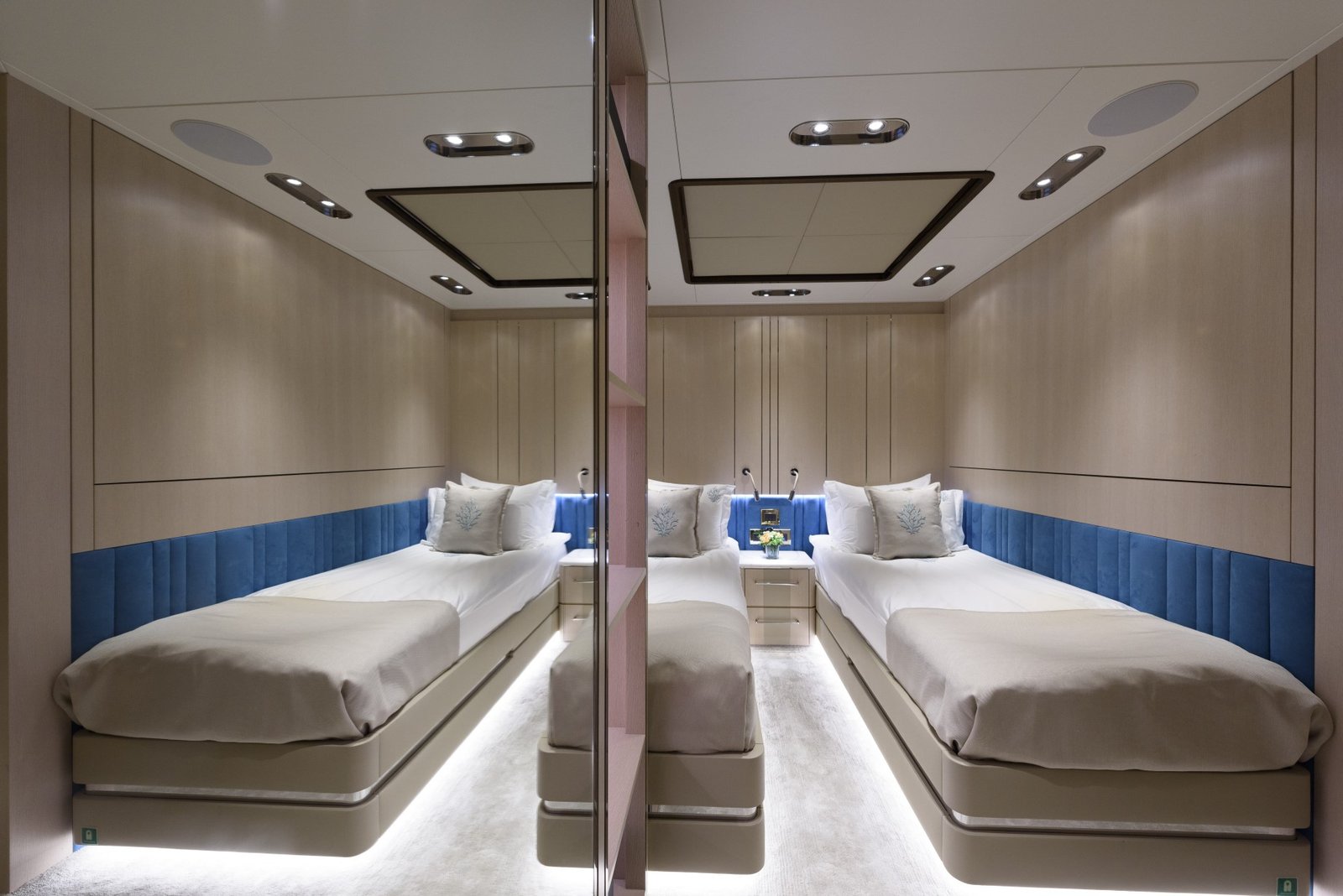Guest cabin lighting
